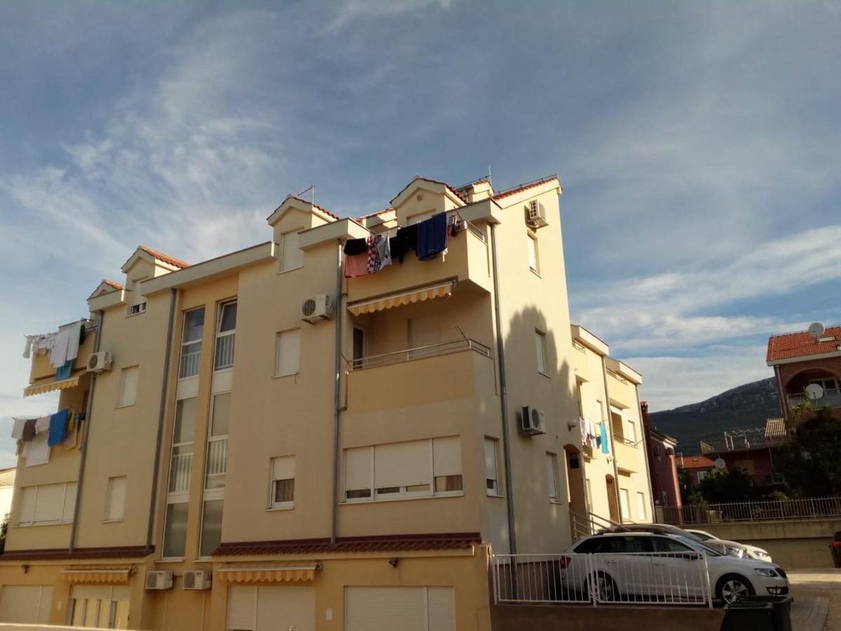 Apartment Bambino Kaštela エクステリア 写真