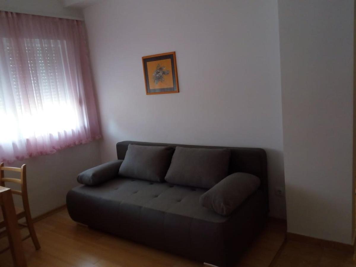 Apartment Bambino Kaštela エクステリア 写真